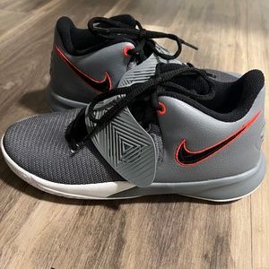 Kyrie Irving Boys Basketball Shoes made by Nike